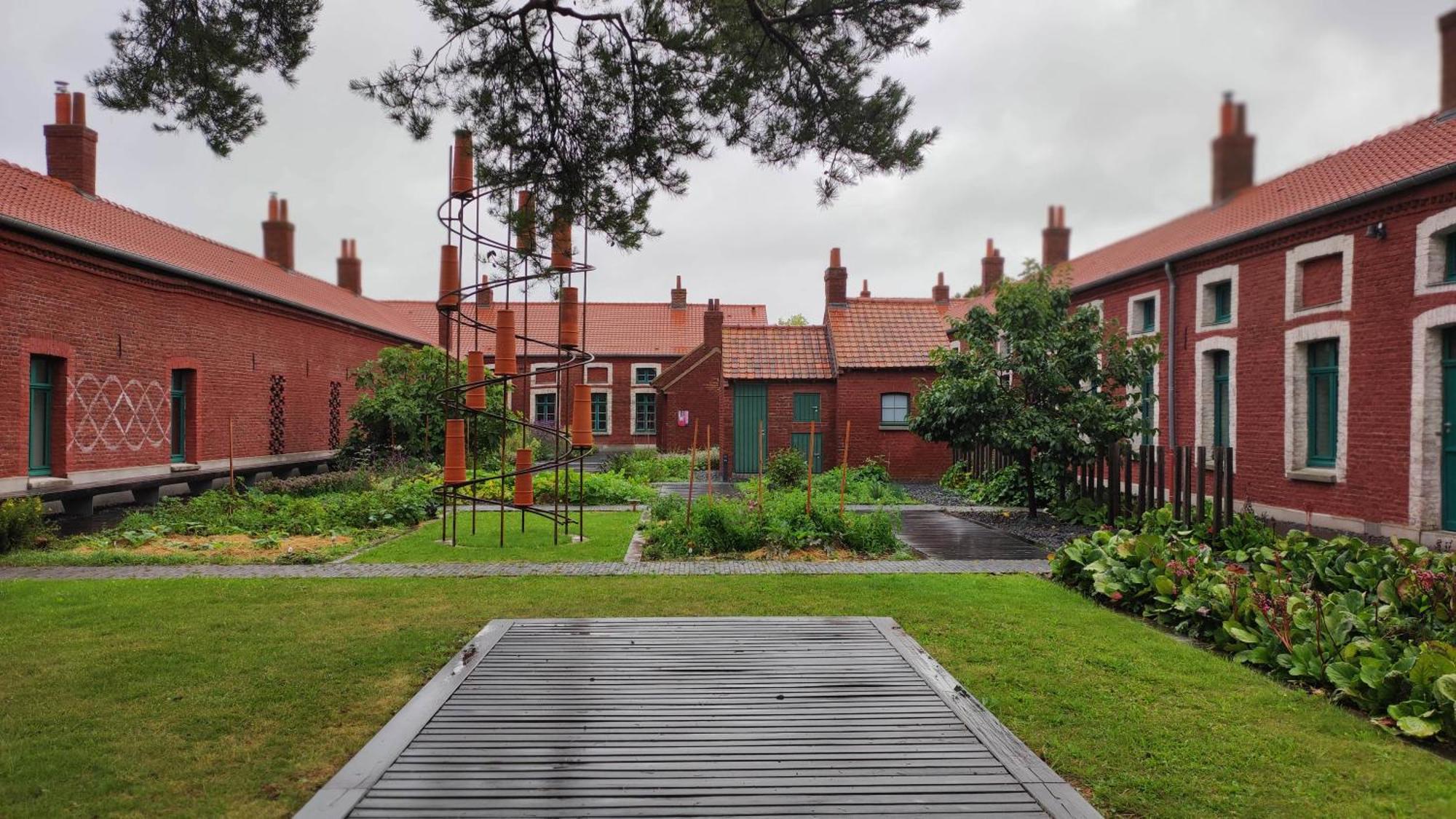 Villa Cite Des Electriciens Bruay-la-Buissiere Exterior foto